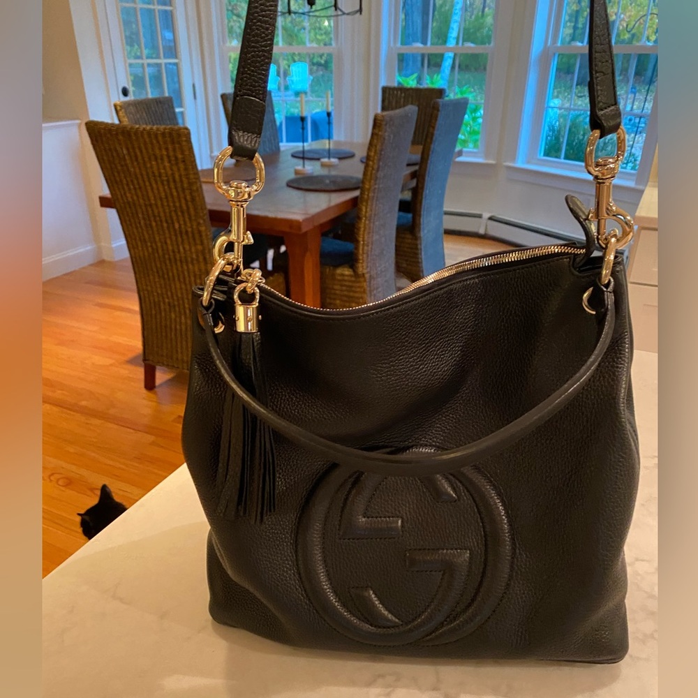 Authentic Gucci Black Soho Leather Hobo with Tassel - Picture 3 of 10